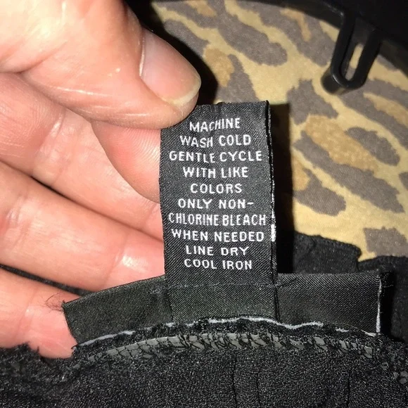 INC International Concepts size XL black semi sheer lace top lined 3/4 sleeve - Picture 10 of 11